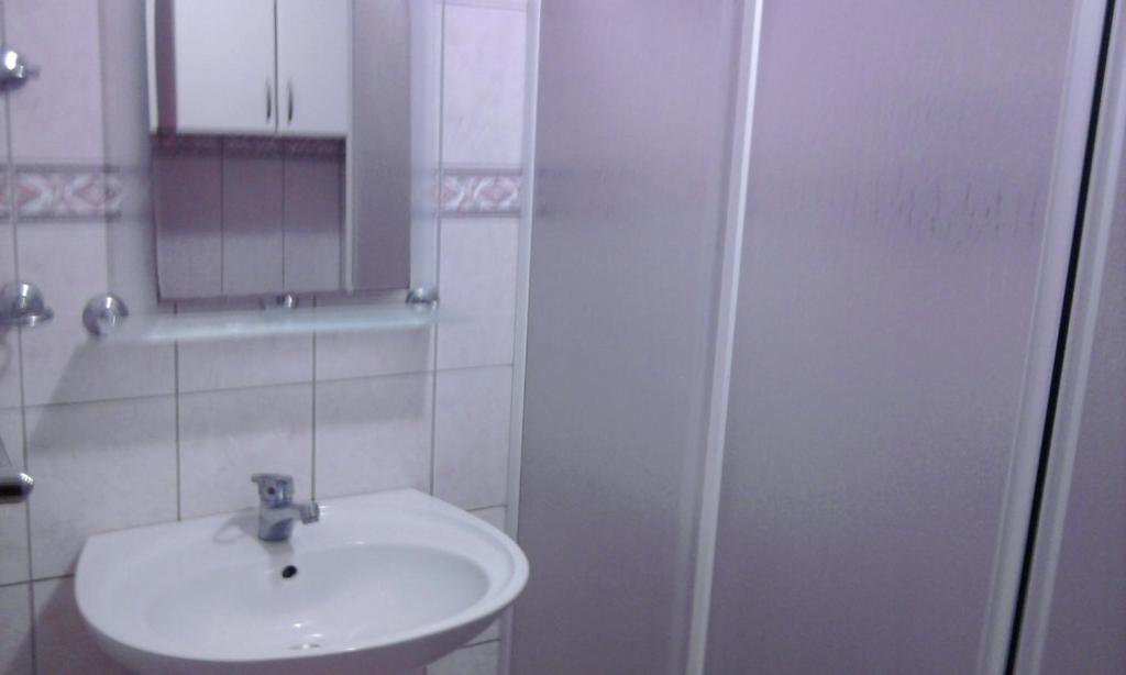 Yucesan Hotel Avsallar Rom bilde